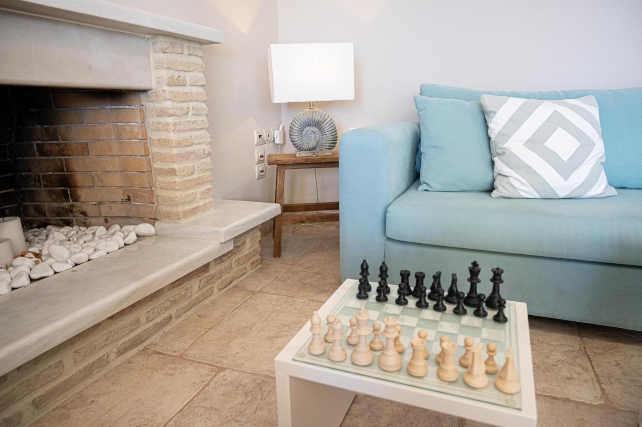 Kalavria Luxury Suites, Afroditi Suite With Magnificent Sea View And Private Swimming Pool. Πόρος Εξωτερικό φωτογραφία