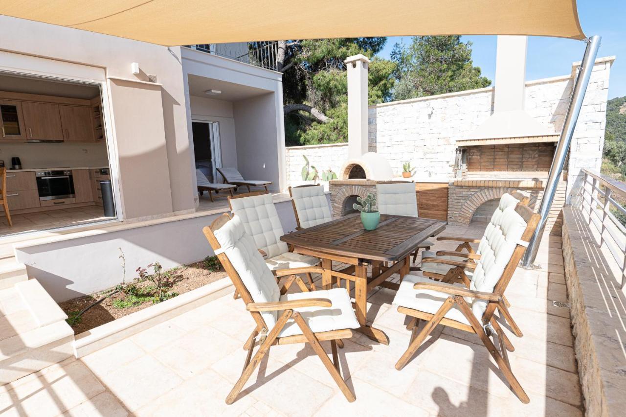 Kalavria Luxury Suites, Afroditi Suite With Magnificent Sea View And Private Swimming Pool. Πόρος Εξωτερικό φωτογραφία