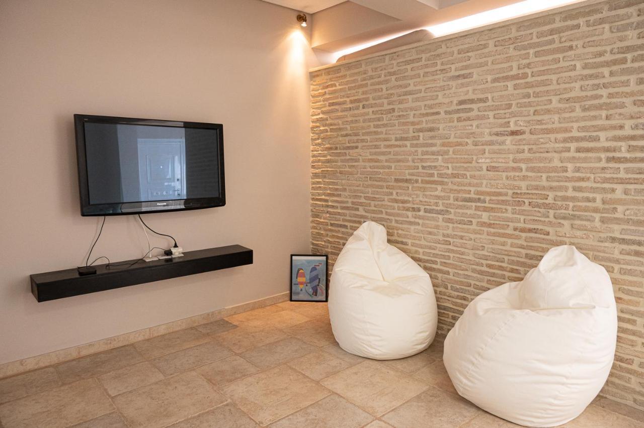 Kalavria Luxury Suites, Afroditi Suite With Magnificent Sea View And Private Swimming Pool. Πόρος Εξωτερικό φωτογραφία