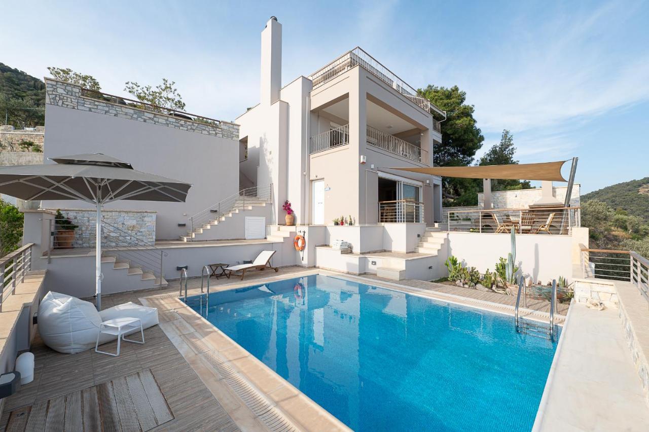 Kalavria Luxury Suites, Afroditi Suite With Magnificent Sea View And Private Swimming Pool. Πόρος Εξωτερικό φωτογραφία