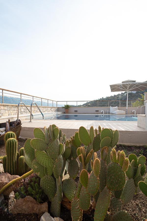 Kalavria Luxury Suites, Afroditi Suite With Magnificent Sea View And Private Swimming Pool. Πόρος Εξωτερικό φωτογραφία