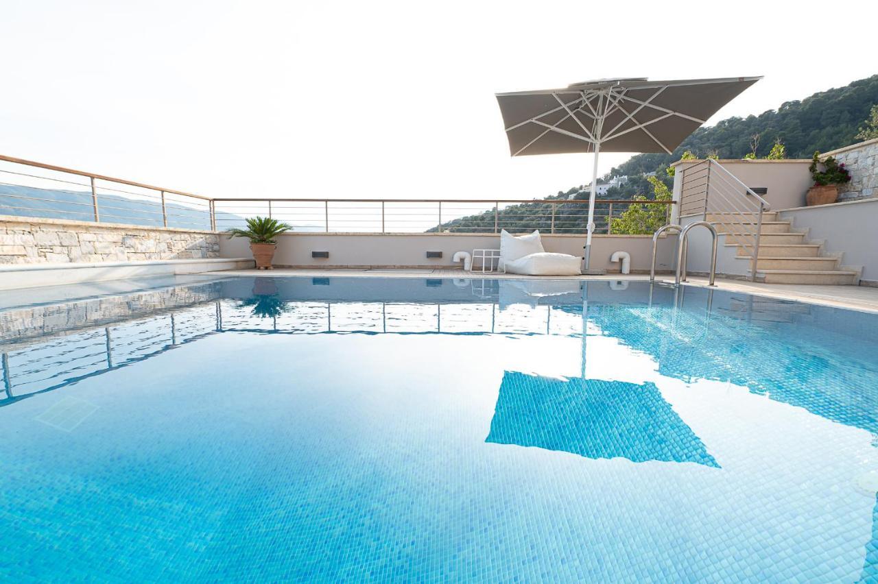 Kalavria Luxury Suites, Afroditi Suite With Magnificent Sea View And Private Swimming Pool. Πόρος Εξωτερικό φωτογραφία