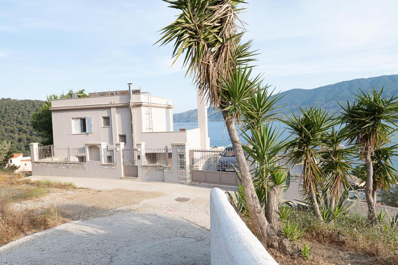Kalavria Luxury Suites, Afroditi Suite With Magnificent Sea View And Private Swimming Pool. Πόρος Εξωτερικό φωτογραφία